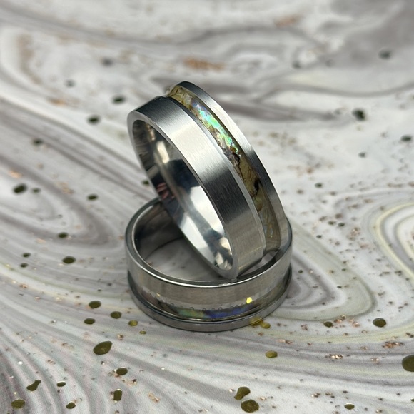 8mm Silver Stainless Steel & Abalone Ring - Picture 2 of 6